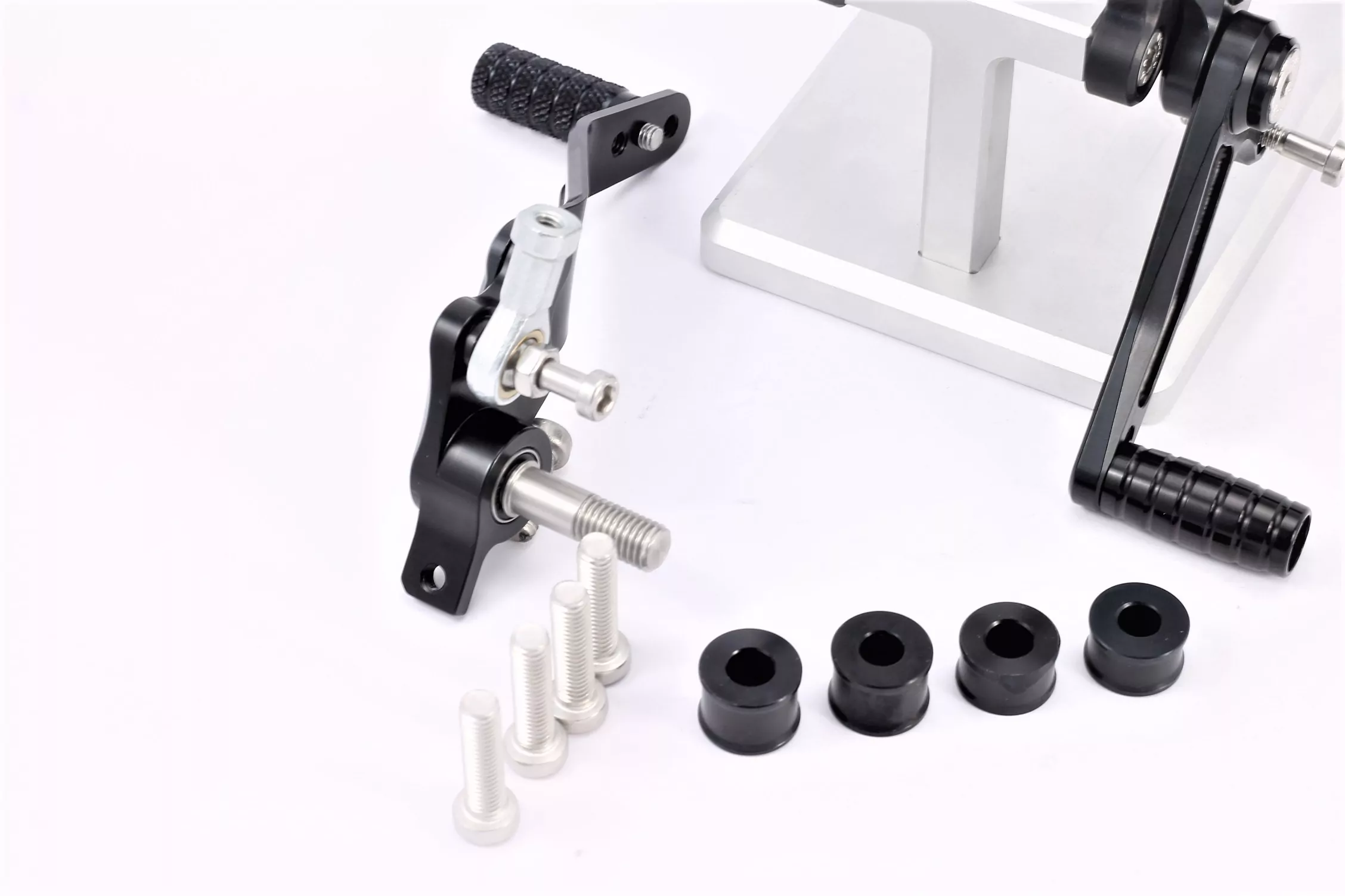 MG Biketec Sportfussrastenanlage / Rastenanlage / Fußrastenanlage mit ABE, gültig in D - A - CH für Ducati 748 ab 1995-1997