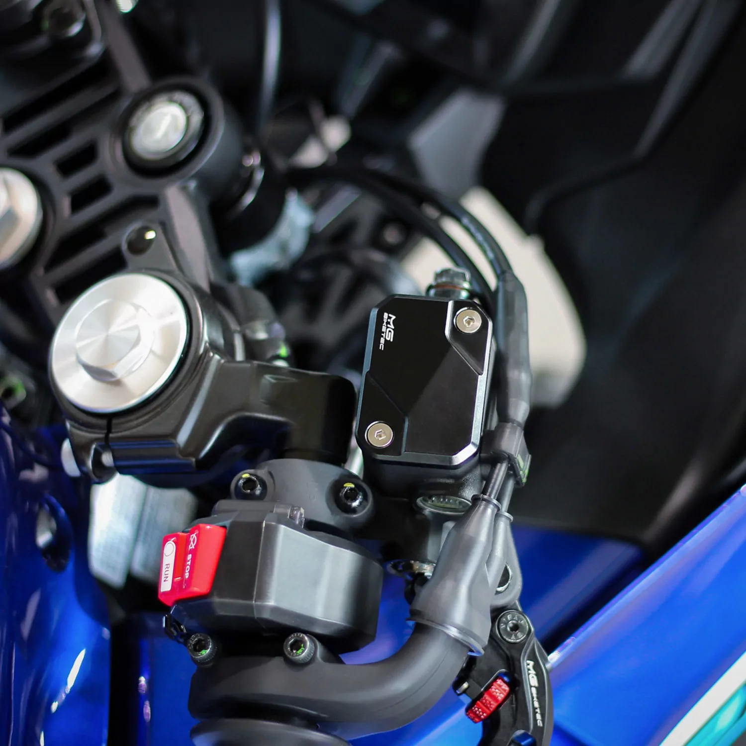 MG Biketec Behälterdeckel- Bremsflüssigkeit vorne für Yamaha MT-125 ab 2020-2024
