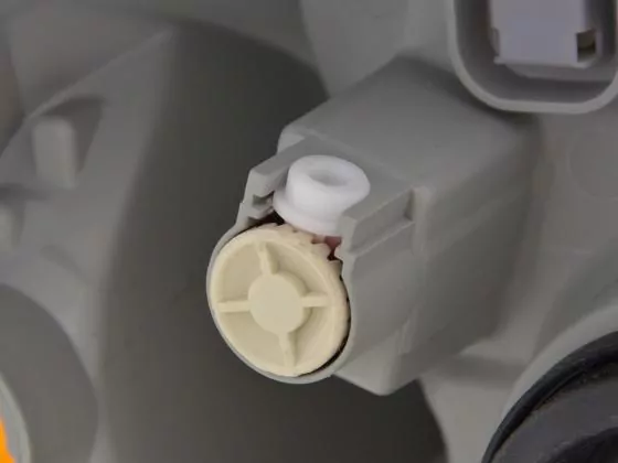 Verschleißteile Scheinwerfer links Toyota Yaris (Typ P1) Bj. 99-03