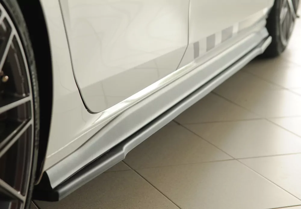 Rieger Seitenschweller rechts ansatz matt schwarz für VW Golf 8 GTI Clubsport 5-tür. 10.20-03.24 (bis Facelift)