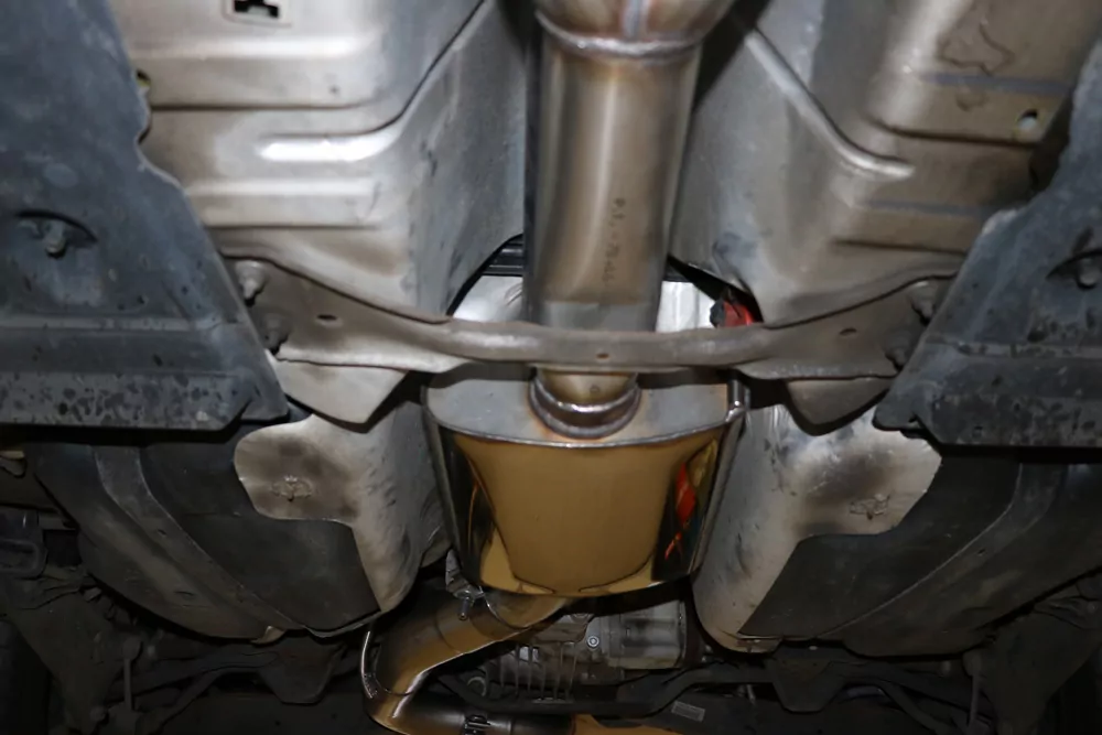 Audi RS3 Typ 8P quattro - Sportback  Vorschalldämpfer Ø70mm