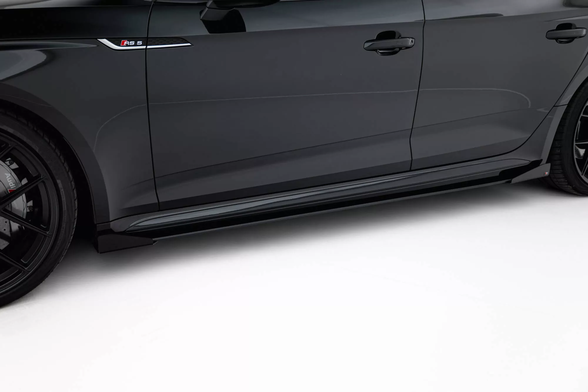 Street Pro Seitenschweller Ansatz Für + Flaps Audi RS5 Sportback F5 Schwarz Hochglanz