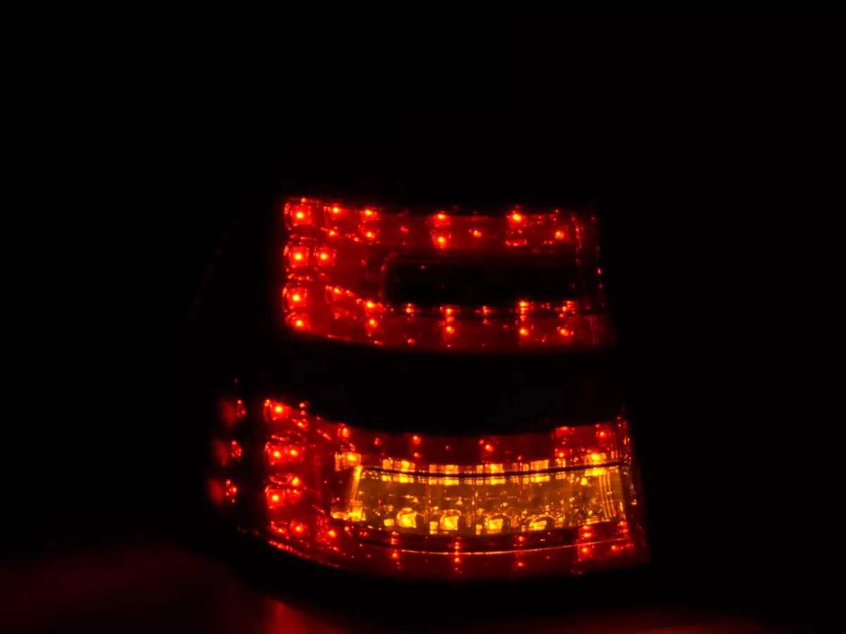 LED Rückleuchten Set Mercedes M-Klasse Typ W163 Bj. 98-05 rot/schwarz