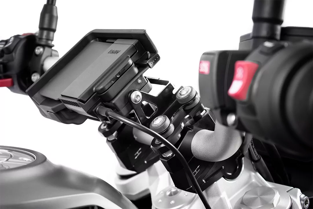 GILLES Adapter BMW Navi Halter schwarz