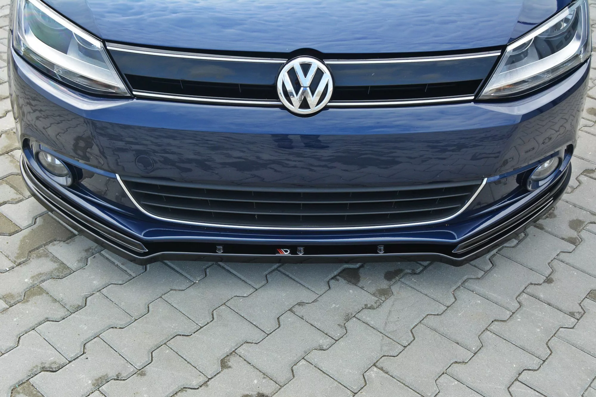 Cup Spoilerlippe Front Ansatz Passend Für V.1 VOLKSWAGEN JETTA MK6 SEDAN Vor Facelift Schwarz Hochglanz