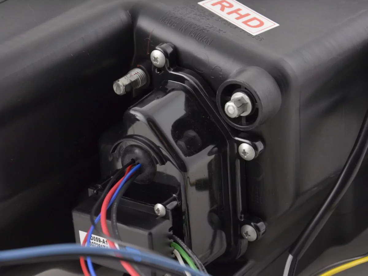 Scheinwerfer Set Daylight LED TFL-Optik VW Tiguan Bj. 07-11 chrom für Rechtslenker