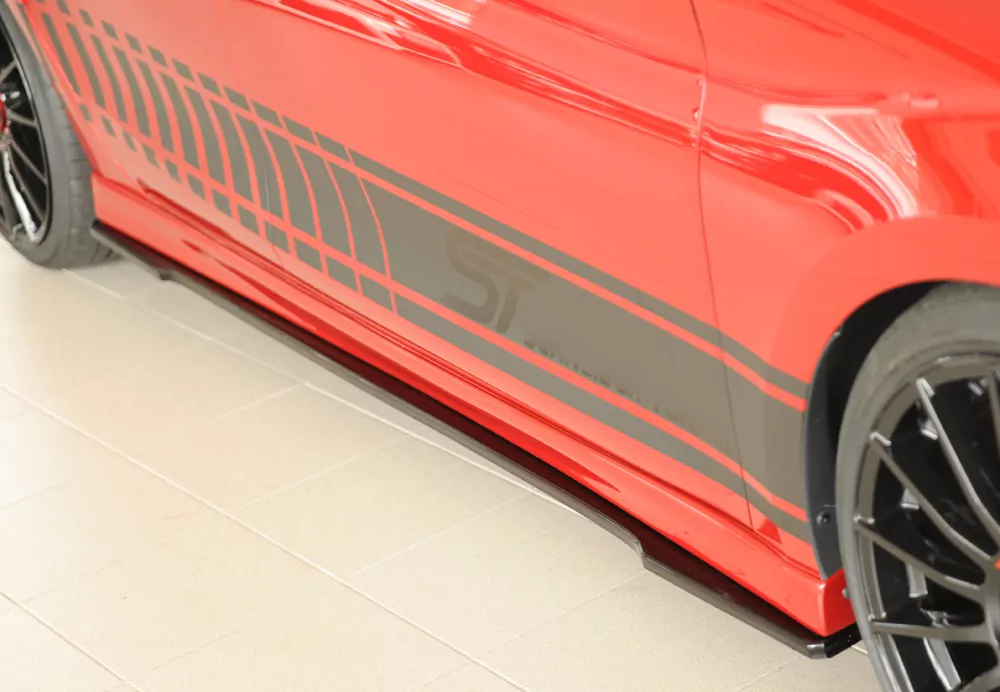 Rieger Seitenschweller rechts ansatz glanz schwarz für Seat Leon (KL) 5-tür. (ST/Sportstourer) 09.20-06.24 (bis Facelift)