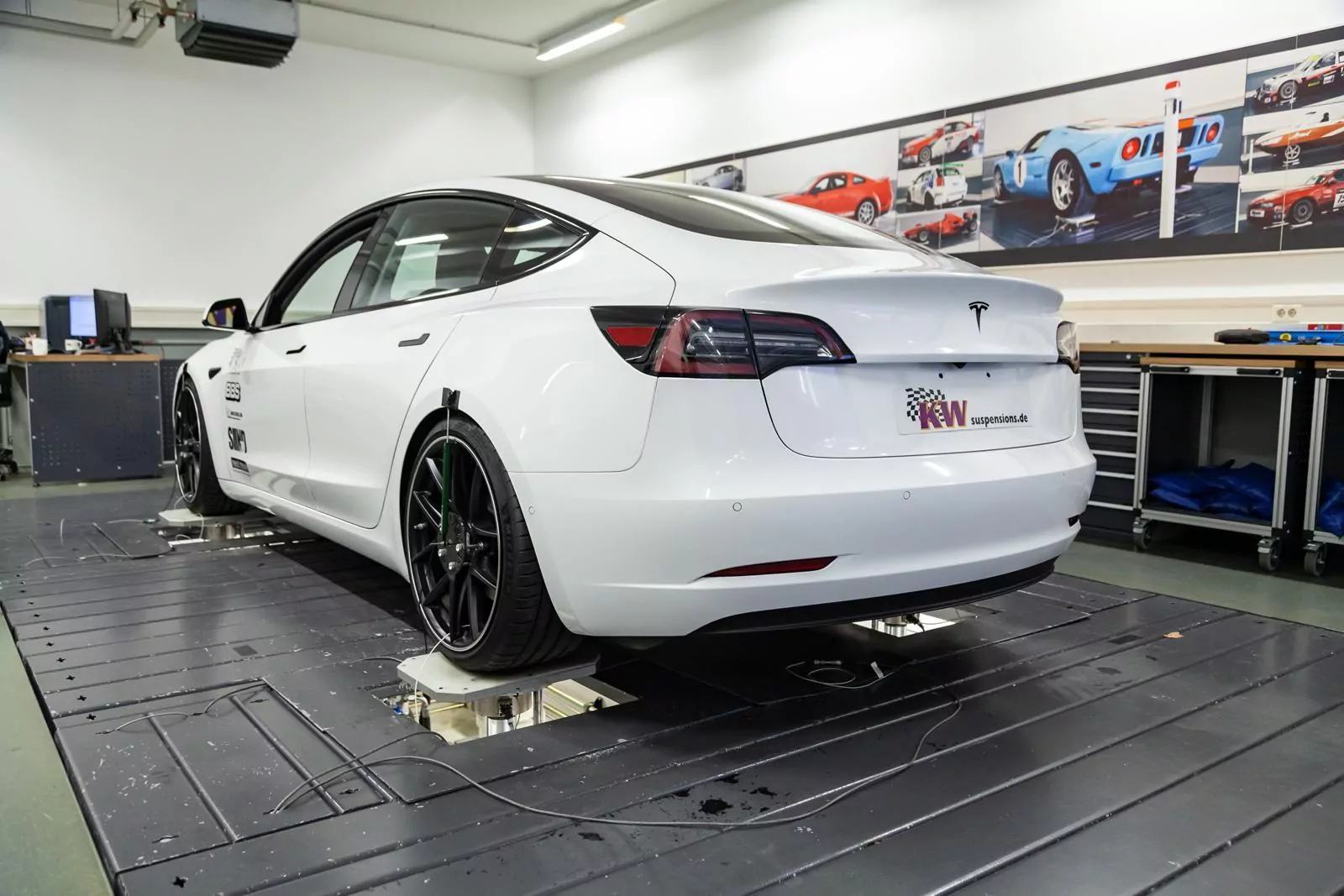 KW Gewindefahrwerk V3 inox TESLA MODEL Y (5YJY) 03/2019-