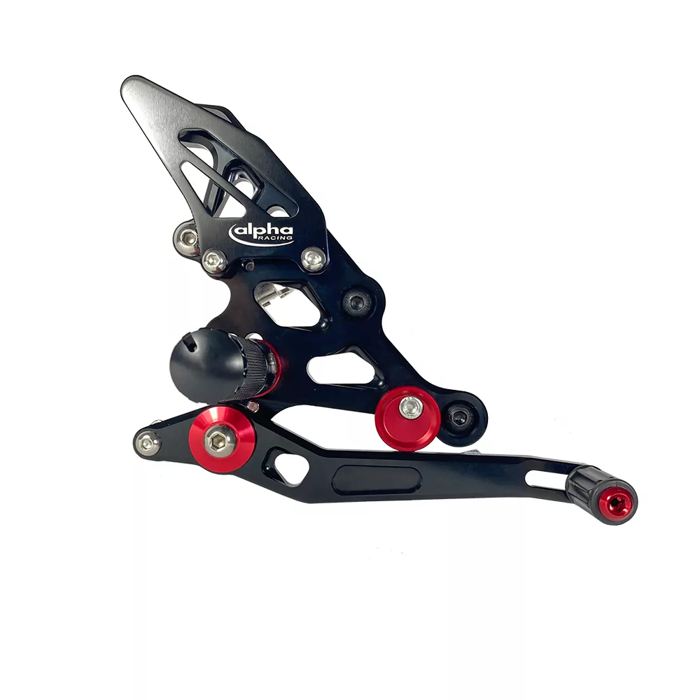 TRACK Fußrastenanlage schwarz Yamaha MT07 ab 2014 / MT07 Tracer ab 2017 / Tracer 700 ab 2018 / XSR700 ab 2016 ABE