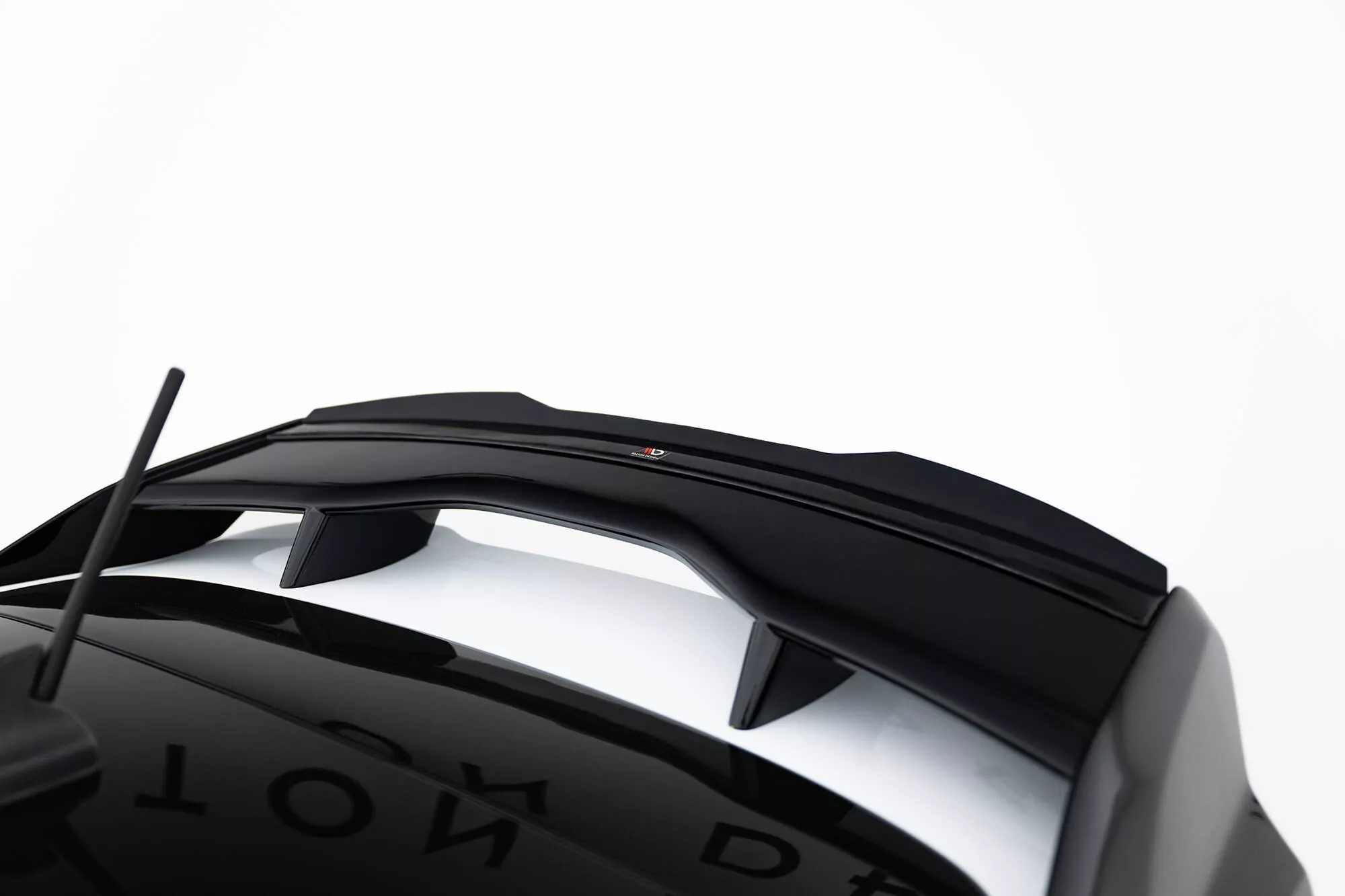 Spoiler CAP Für Ford Fiesta ST / ST-Line Mk8 / Mk8 Facelift (Für Spoiler FO-FI-8-ST-FH1FP) Schwarz Hochglanz