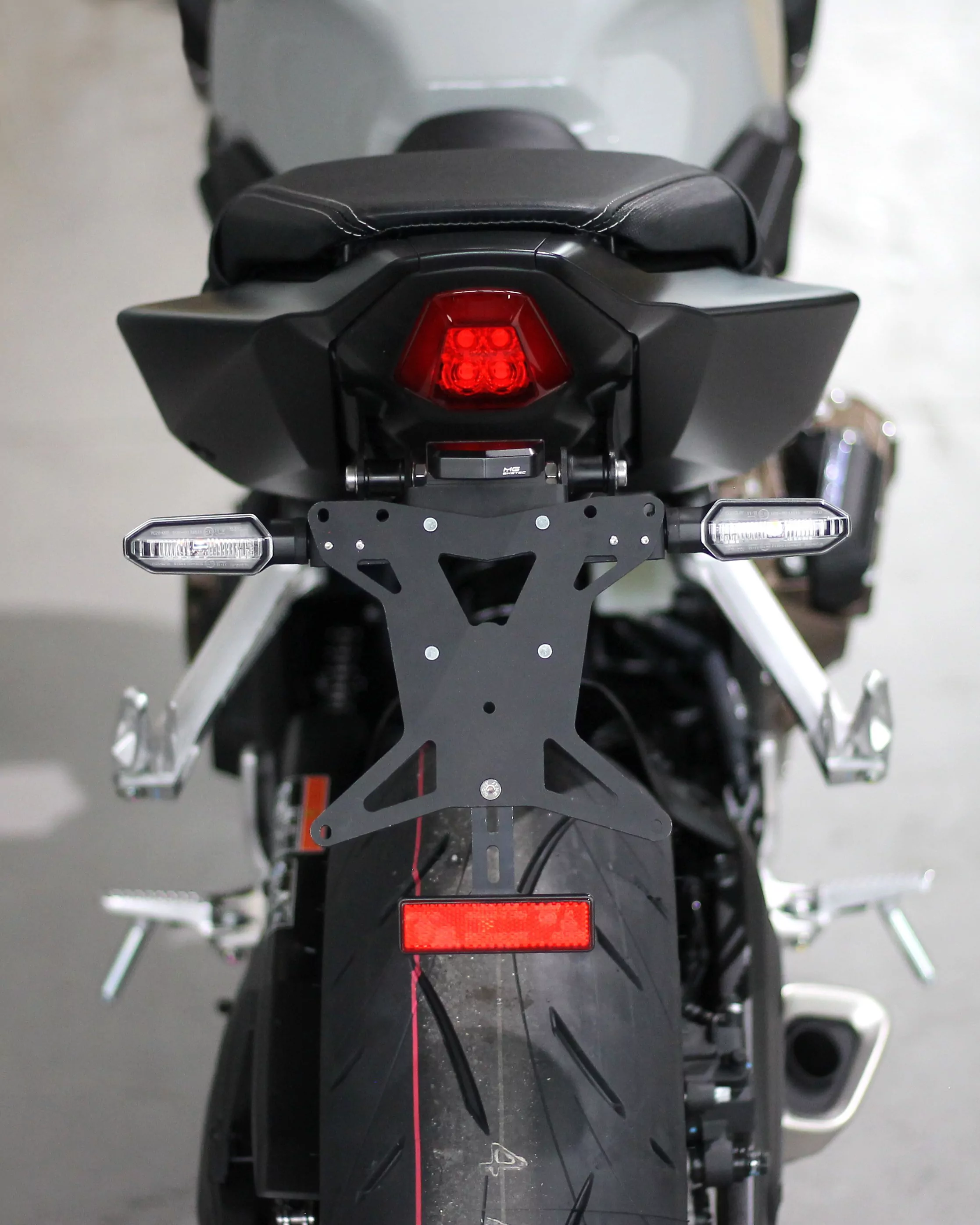 MG Biketec Kennzeichenhalter für Honda CB 650 R ab 2024