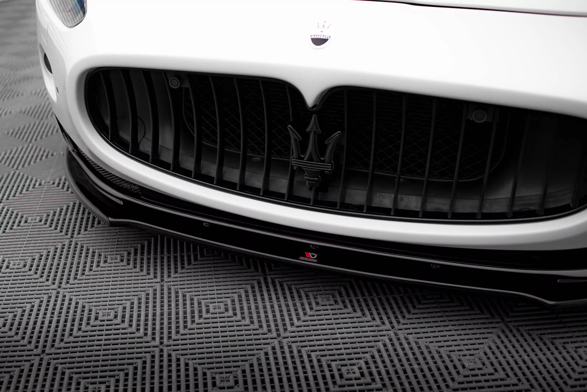 Front Ansatz Passend Für Passend Für MASERATI GRANTURISMO 2007-2011 Schwarz Hochglanz Schwarz Hochglanz