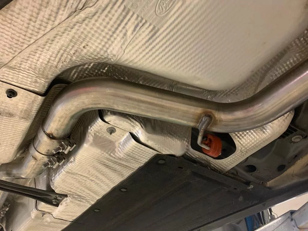 Opel Astra J Sports Tourer Diesel  Endschalldämpfer quer Ausgang rechts/links - 115x85 Typ 32 rechts/links