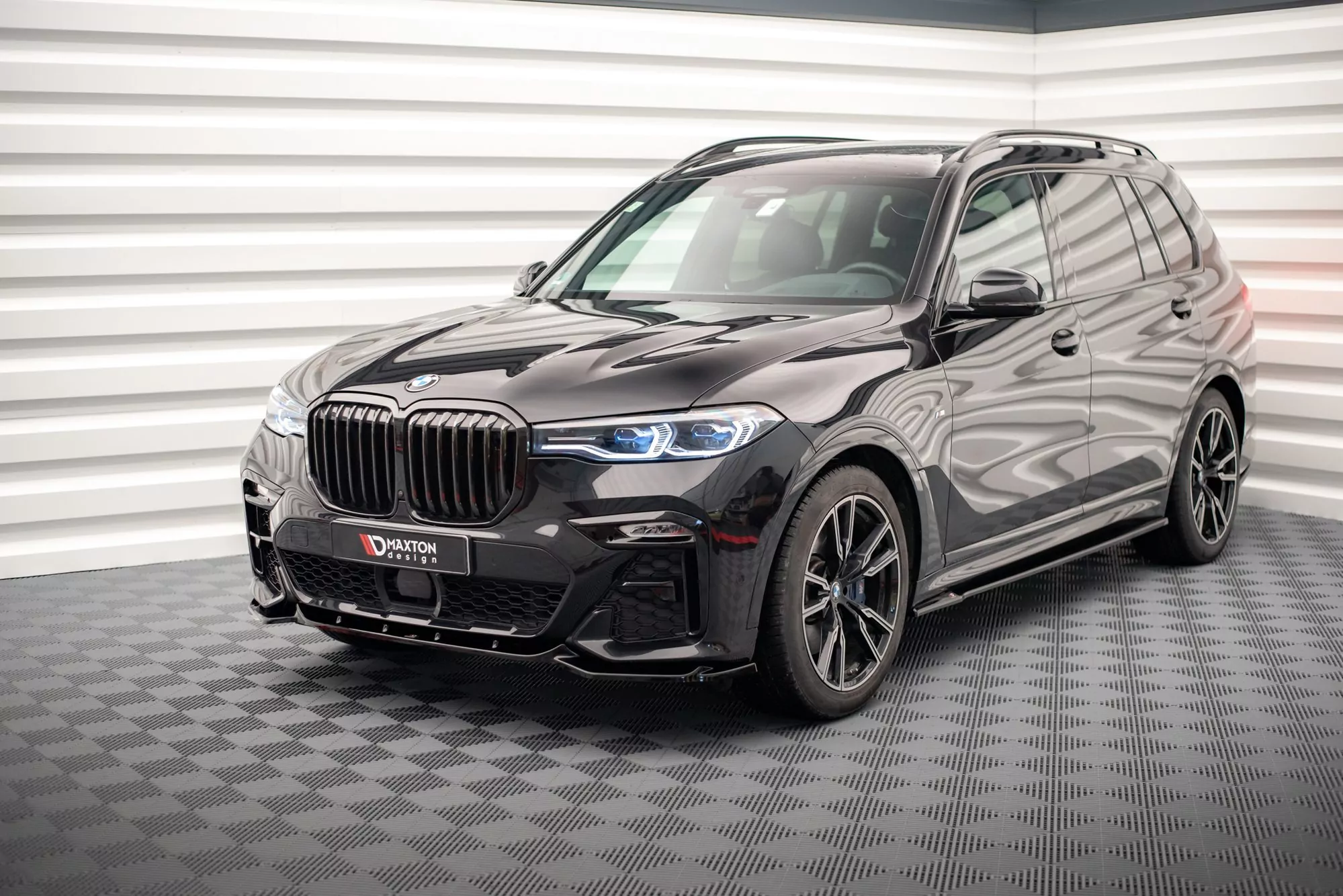 Front Ansatz V.3 Für BMW X7 M-Paket G07 Schwarz Hochglanz
