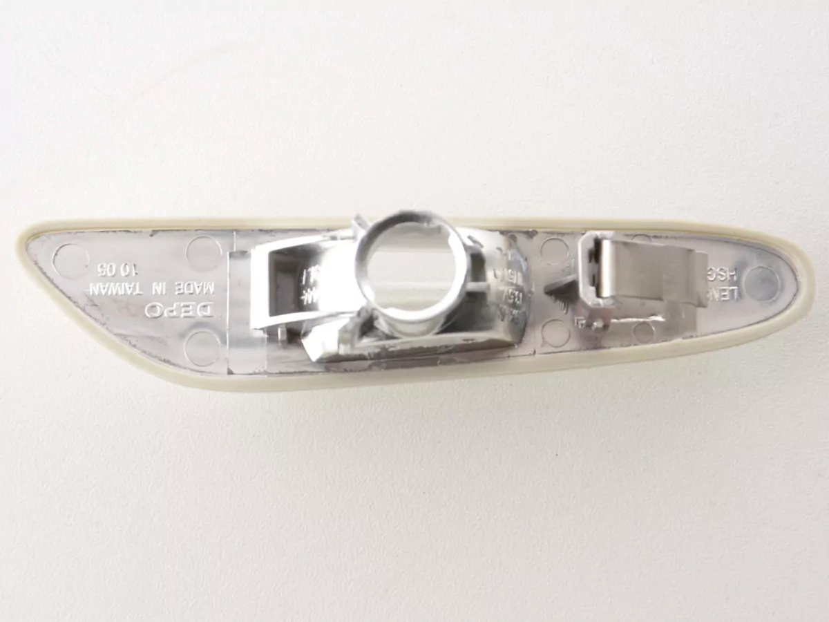 Verschleißteile Seitenblinker links BMW 1er E81/E82/E87/E88 Bj. 04-, chrom