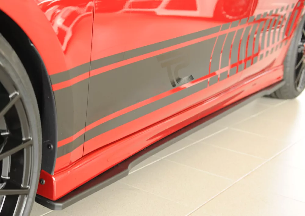 Rieger Seitenschweller links ansatz matt schwarz für Seat Leon (KL) 5-tür. (ST/Sportstourer) 09.20-06.24 (bis Facelift)