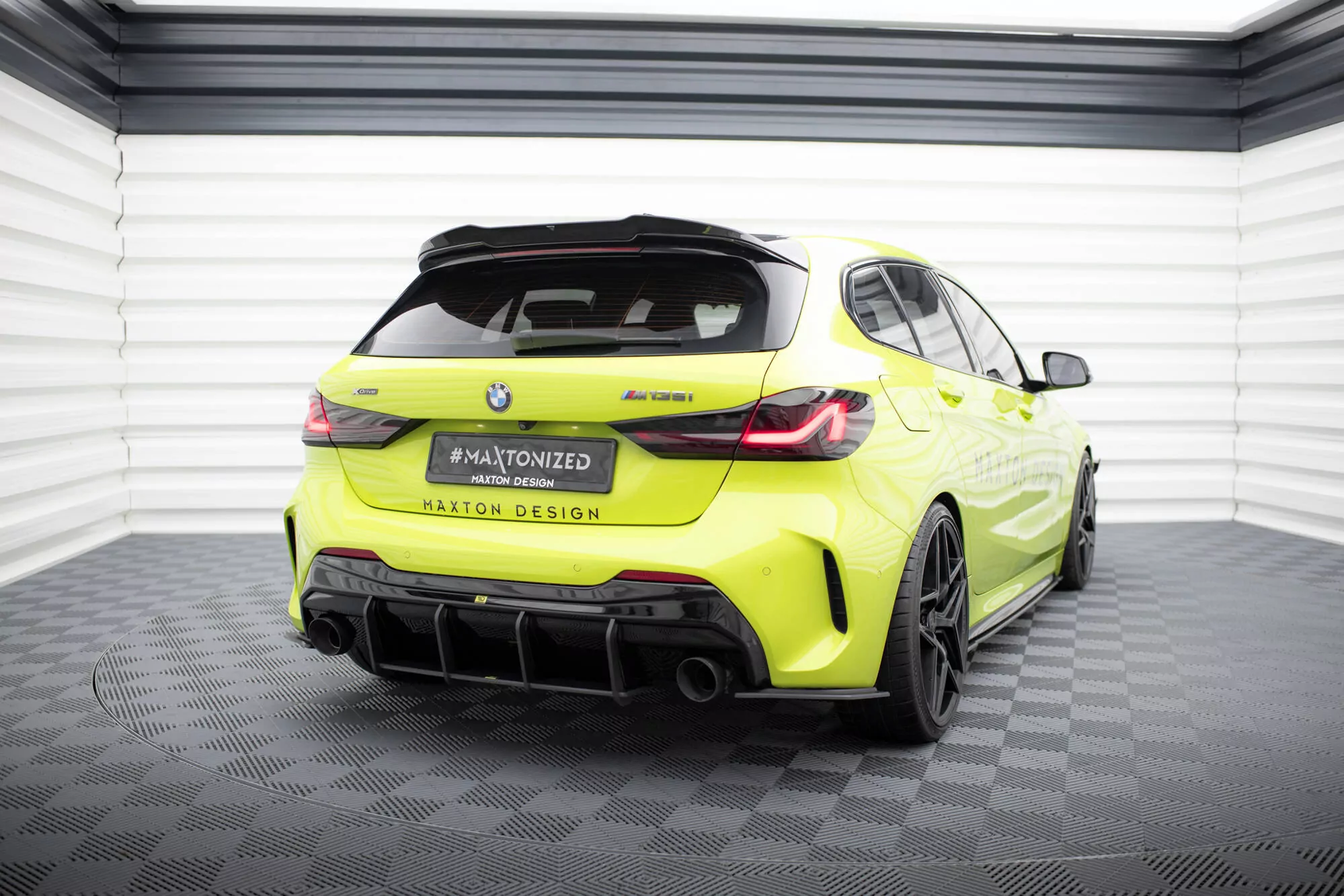 Street Pro Heck Ansatz Flaps Diffusor V.1 Für BMW 1er F40 M-Paket / M135i