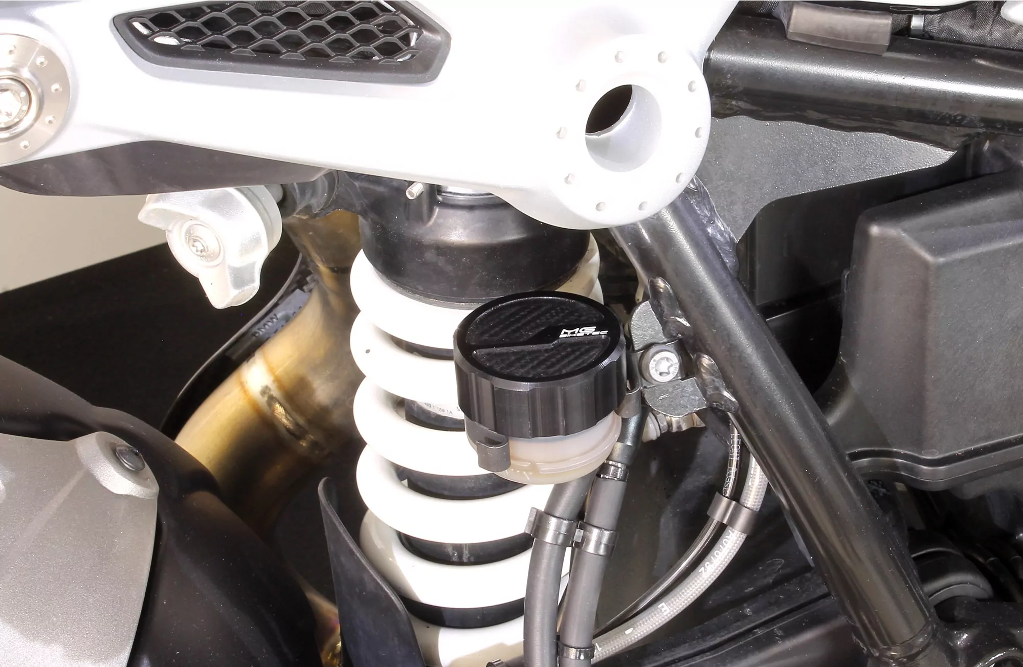 MG Biketec Behälterdeckel- Bremsflüssigkeit hinten für BMW K 1200 S / R ab 2004
