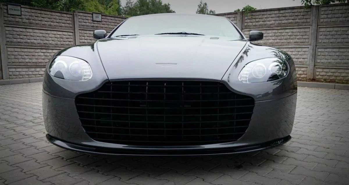 Front Ansatz Passend Für Passend Für ASTON MARTIN V8 VANTAGE Schwarz Hochglanz Schwarz Hochglanz