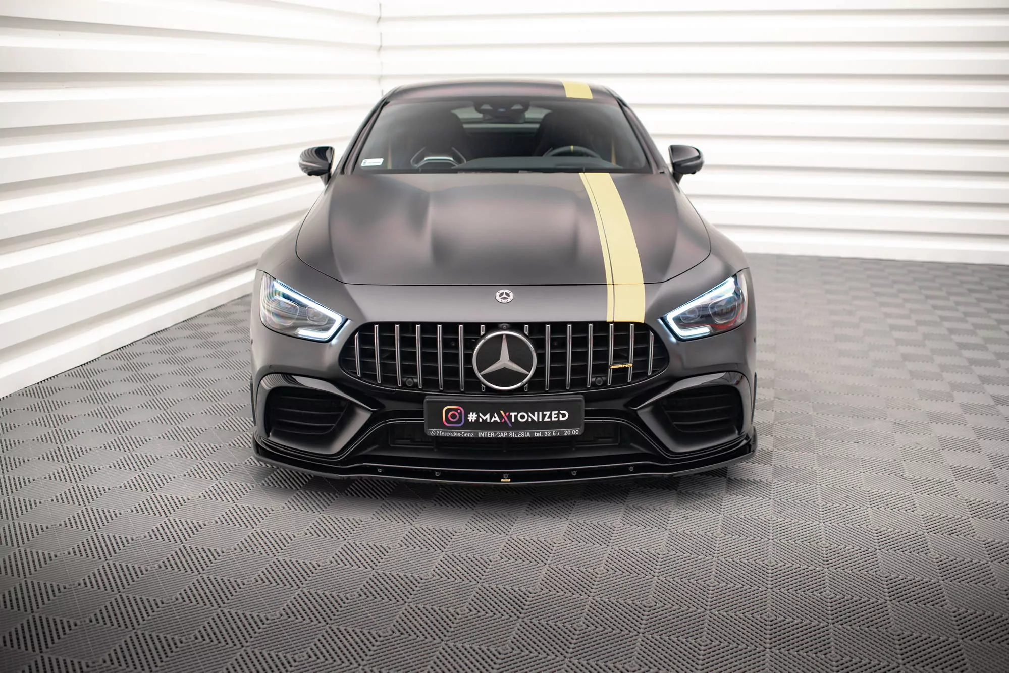 Front Ansatz Passend Für V.2 Mercedes-AMG GT 63S 4 Türer Coupe Schwarz Hochglanz