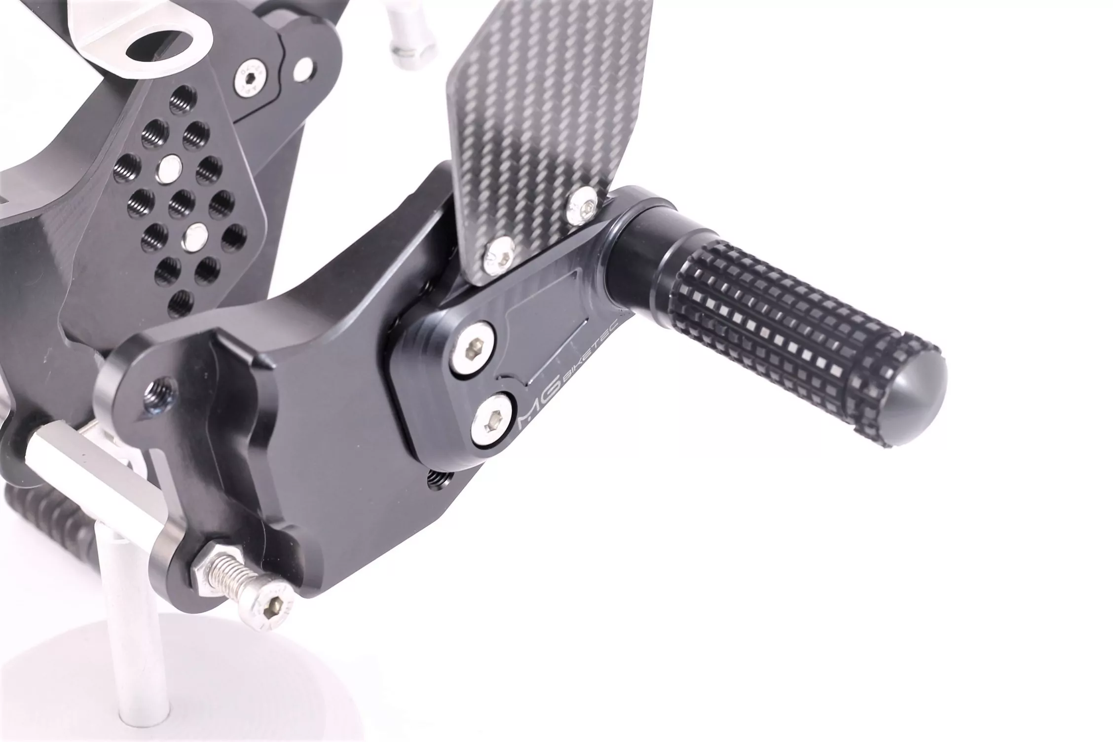 MG Biketec Sportfussrastenanlage / Rastenanlage / Fußrastenanlage mit ABE, gültig in D - A - CH für Suzuki GSX-R 1000 ab 2009-2011