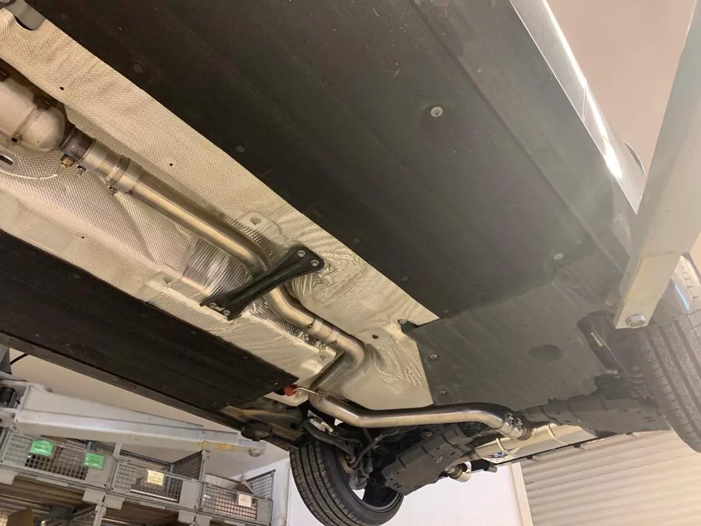 Opel Astra J Sports Tourer Diesel  Endschalldämpfer quer Ausgang rechts/links - 115x85 Typ 32 rechts/links