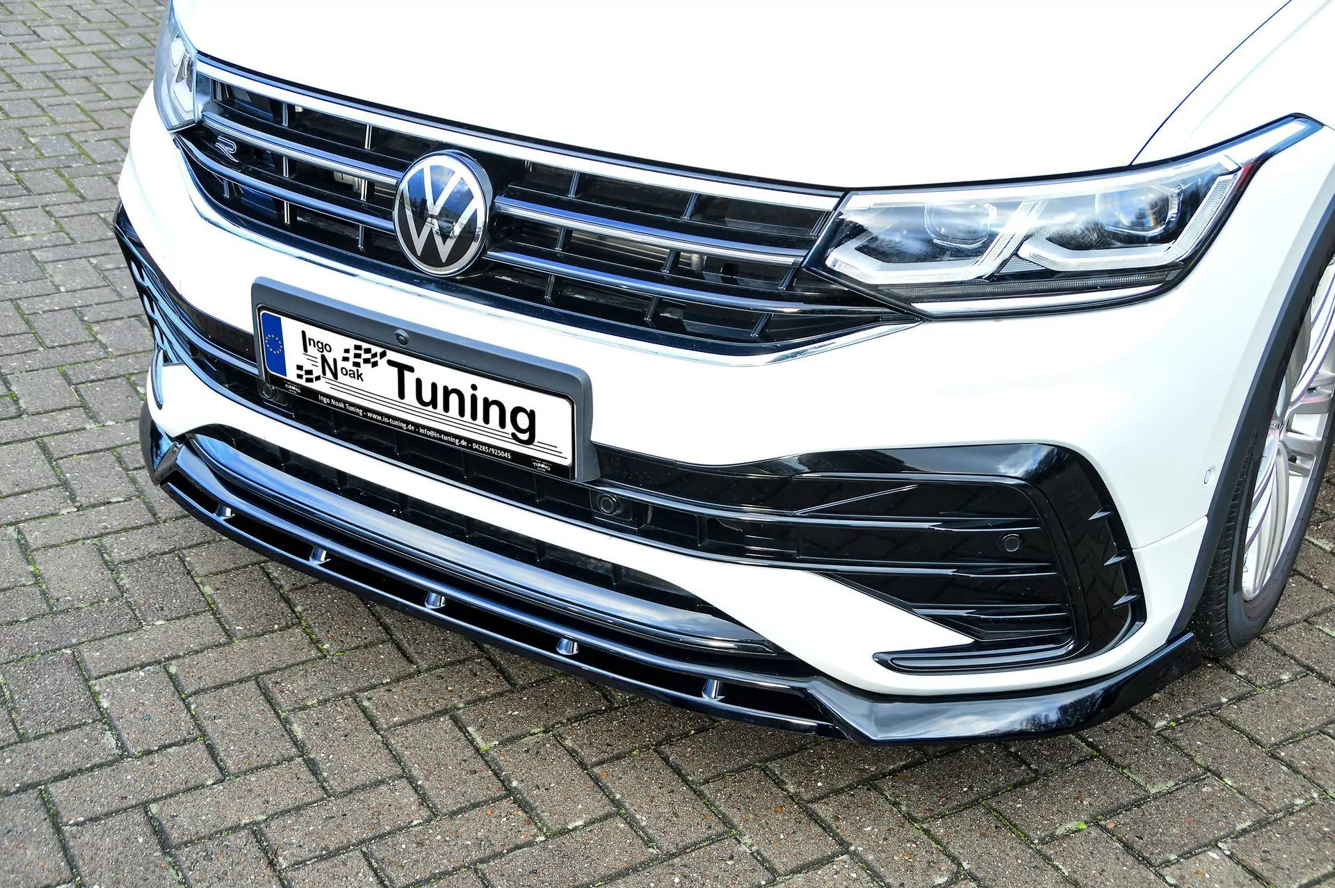 Cuplippe Spoilerschwert V2 aus ABS für VW Tiguan 2 AD1