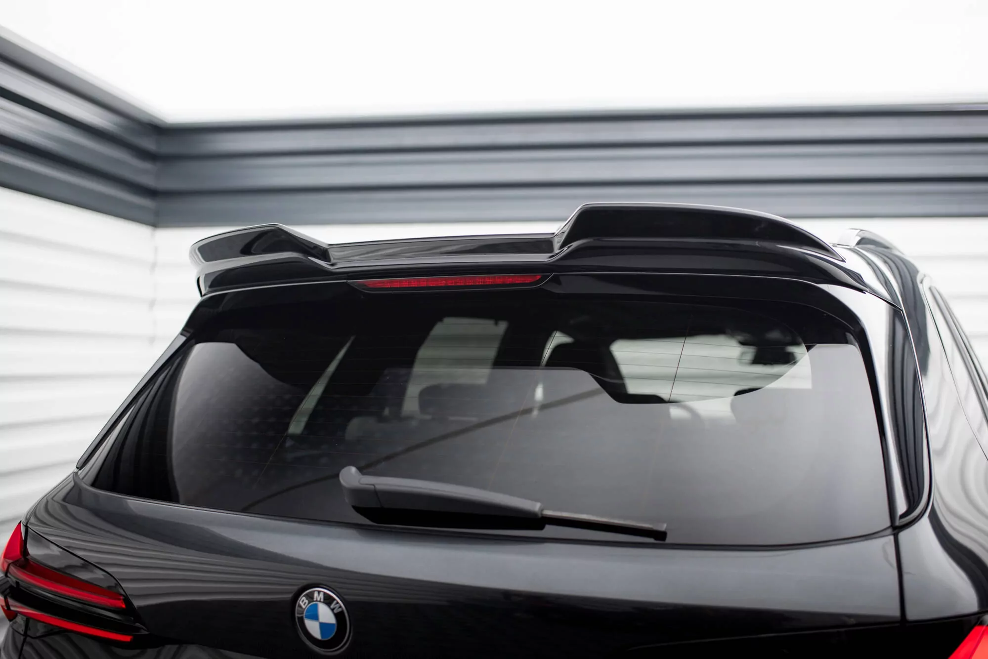 Spoiler CAP Für 3D BMW X5 M F95 Facelift Schwarz Hochglanz