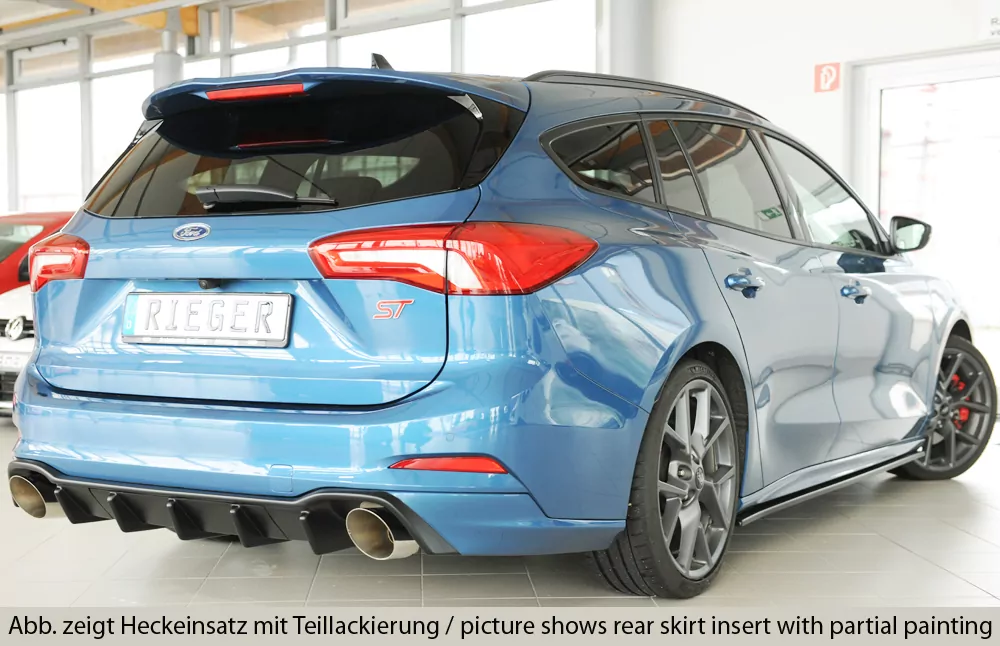Rieger Heckeinsatz (für Fzg. mit AHK) matt schwarz für Ford Focus 4 ST (DEH) 5-tür. (Turnier) 04.22- (ab Facelift)