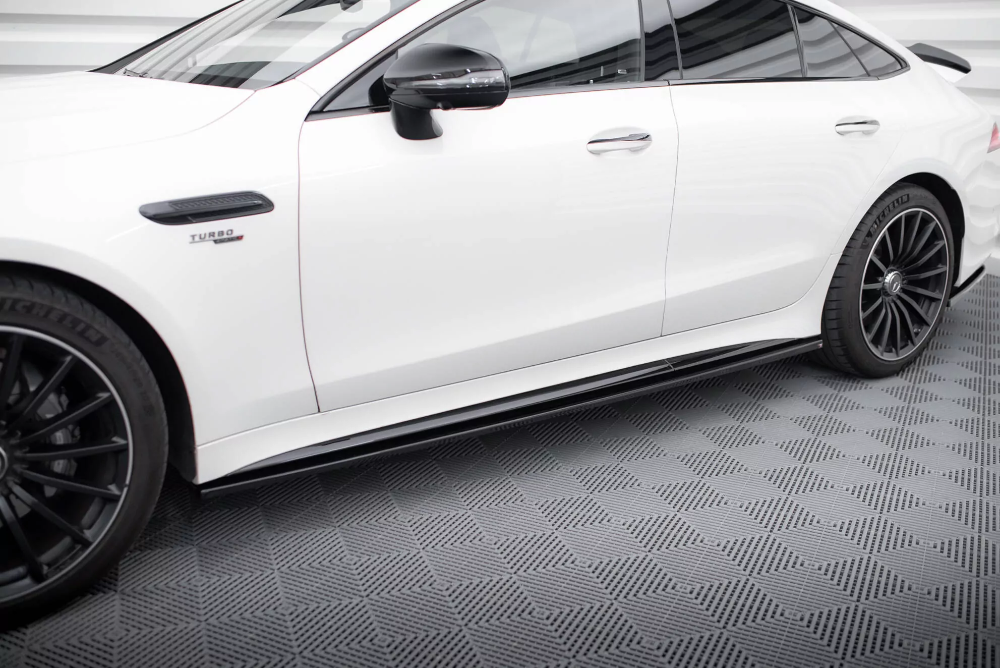 Seitenschweller Ansatz Für Mercedes-AMG GT 43 4 Door Coupe V8 Styling Package Schwarz Hochglanz