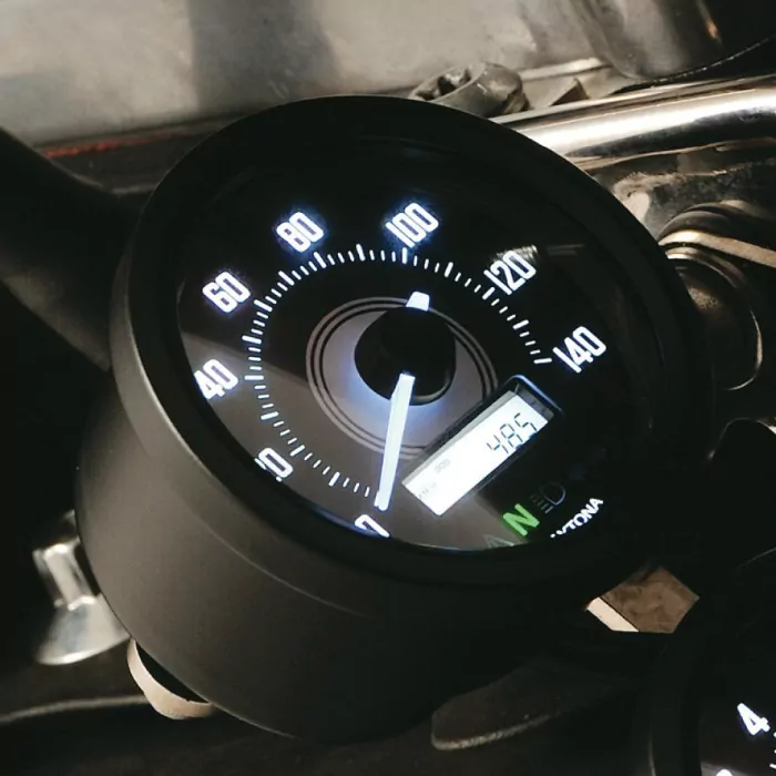 Digitaltacho | New Velona 60 | -140 Km/h | Typ A | Schwarz | Led Weiss