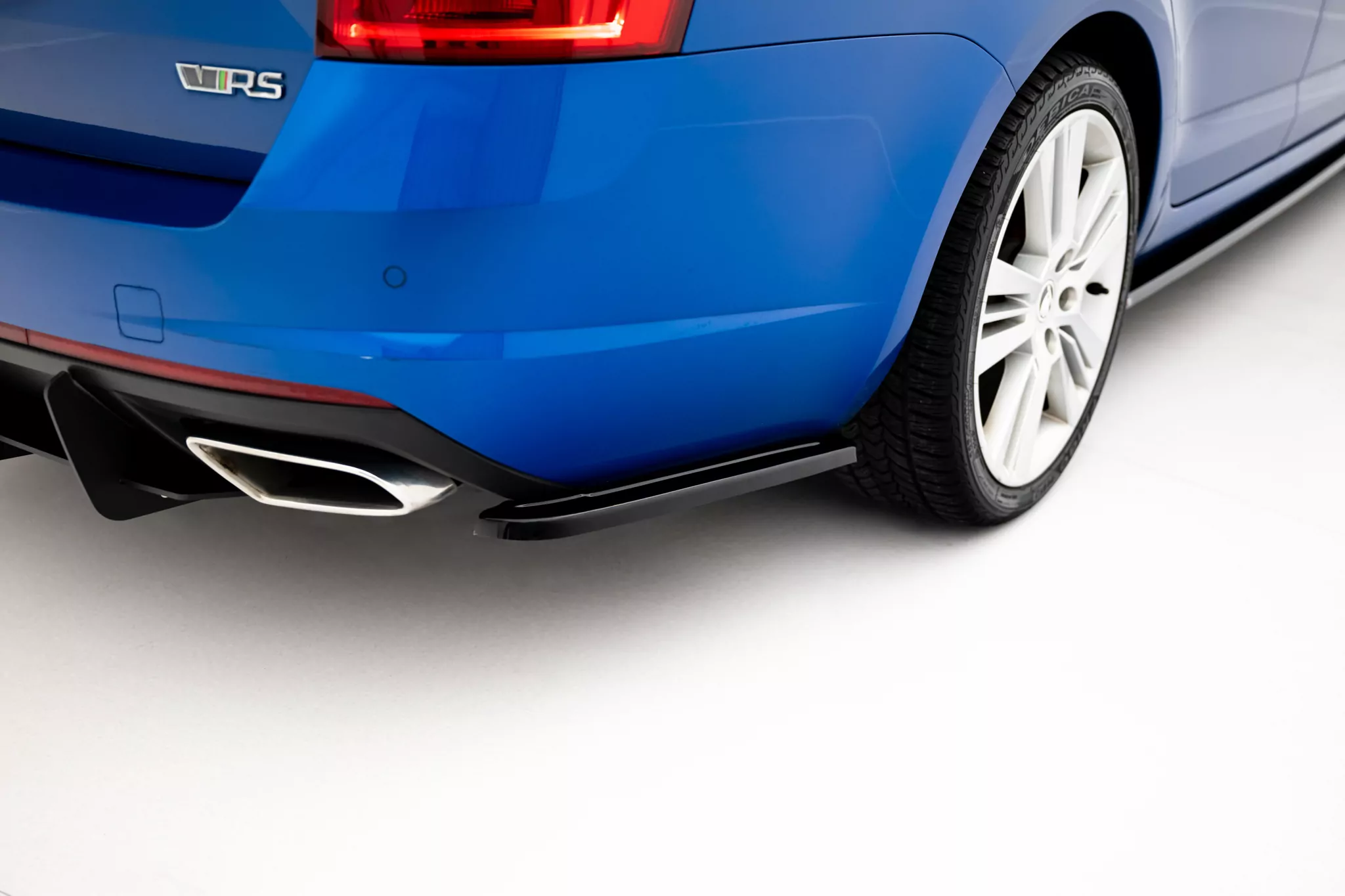 Heck Ansatz Flaps Diffusor Passend Für Diffusor Passend Für SKODA OCTAVIA III RS Vor FL/FL Schwarz Hochglanz Schwarz Hochglanz