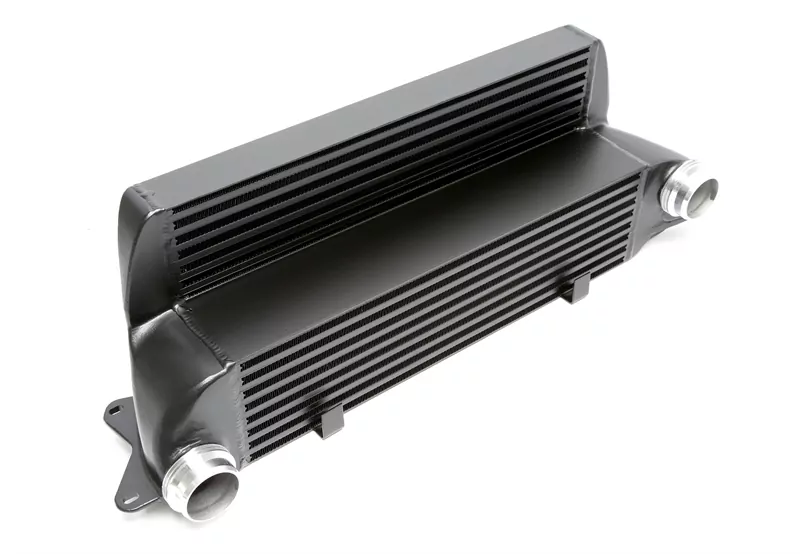 TA Technix Ladeluftkühler passend für BMW 5er Serie 525d-535d E60/61, 6er Serie 535d E63/E64