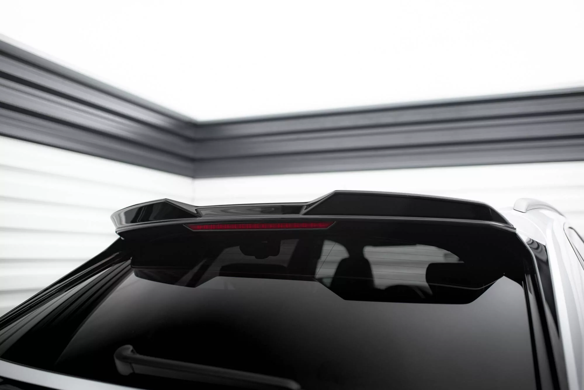 HĂ¶her Spoiler CAP Für 3D Audi Q8 / SQ8 / Q8 S-Line Mk1 Schwarz Hochglanz