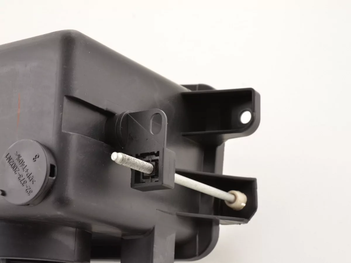 Verschleißteile Nebelscheinwerfer links Opel Corsa Bj. 00-02