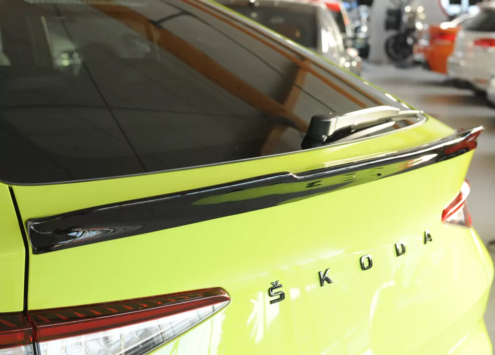 Rieger Heckklappenspoiler glanz schwarz für Skoda Enyaq iV RS (NY) Coupé (5AC) 07.21-