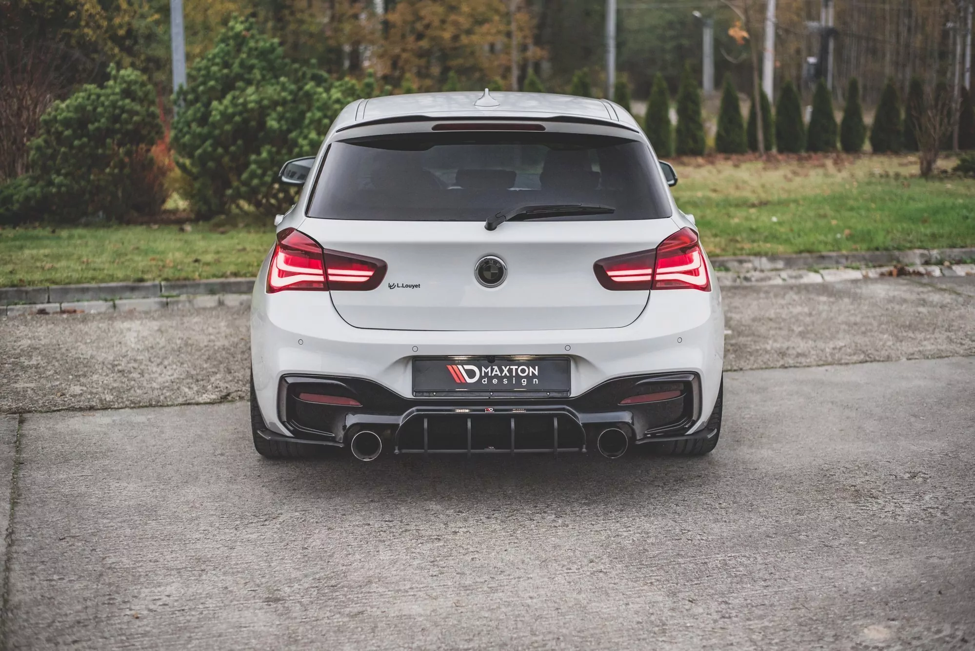 Robuste Racing Heck Ansatz Flaps Diffusor V.3 Für BMW 1er F20 M-Paket Facelift / M140i 