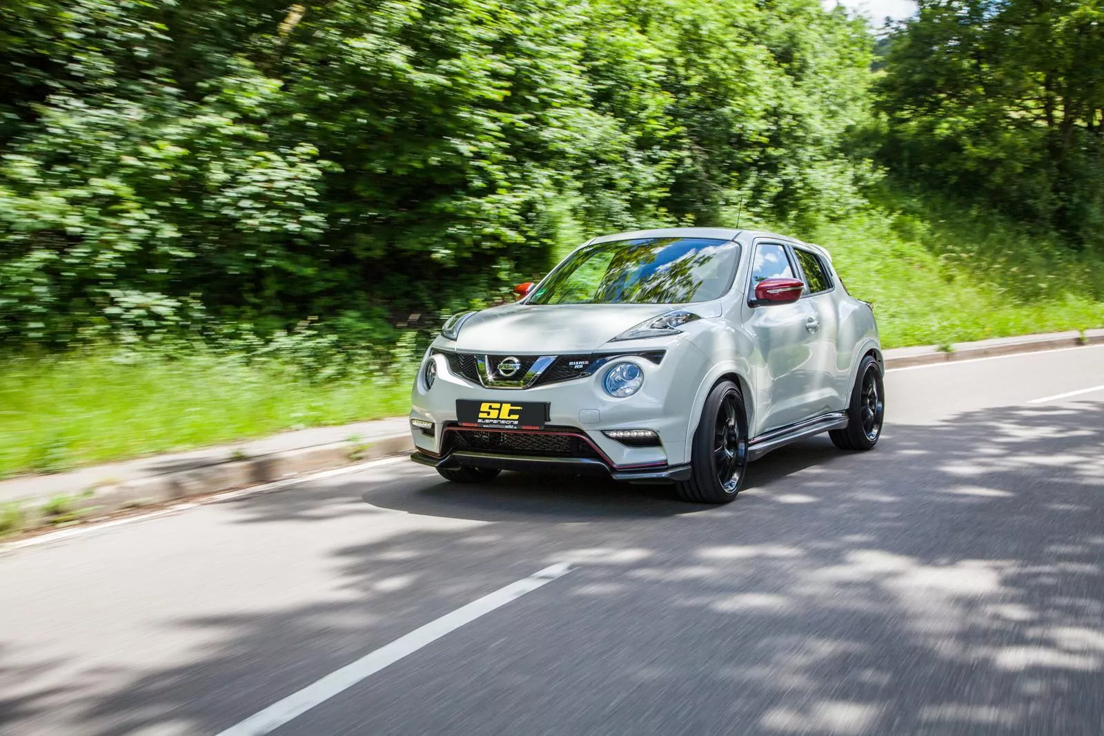 ST Gewindefahrwerk ST XA  (mit Härteverstellung) NISSAN JUKE (F15) 06/2010-