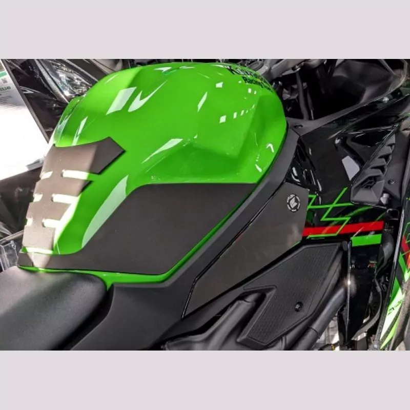 Eazi-Grip WRAP Tank Traction Pads Kawasaki ZX-4 RR 2024-