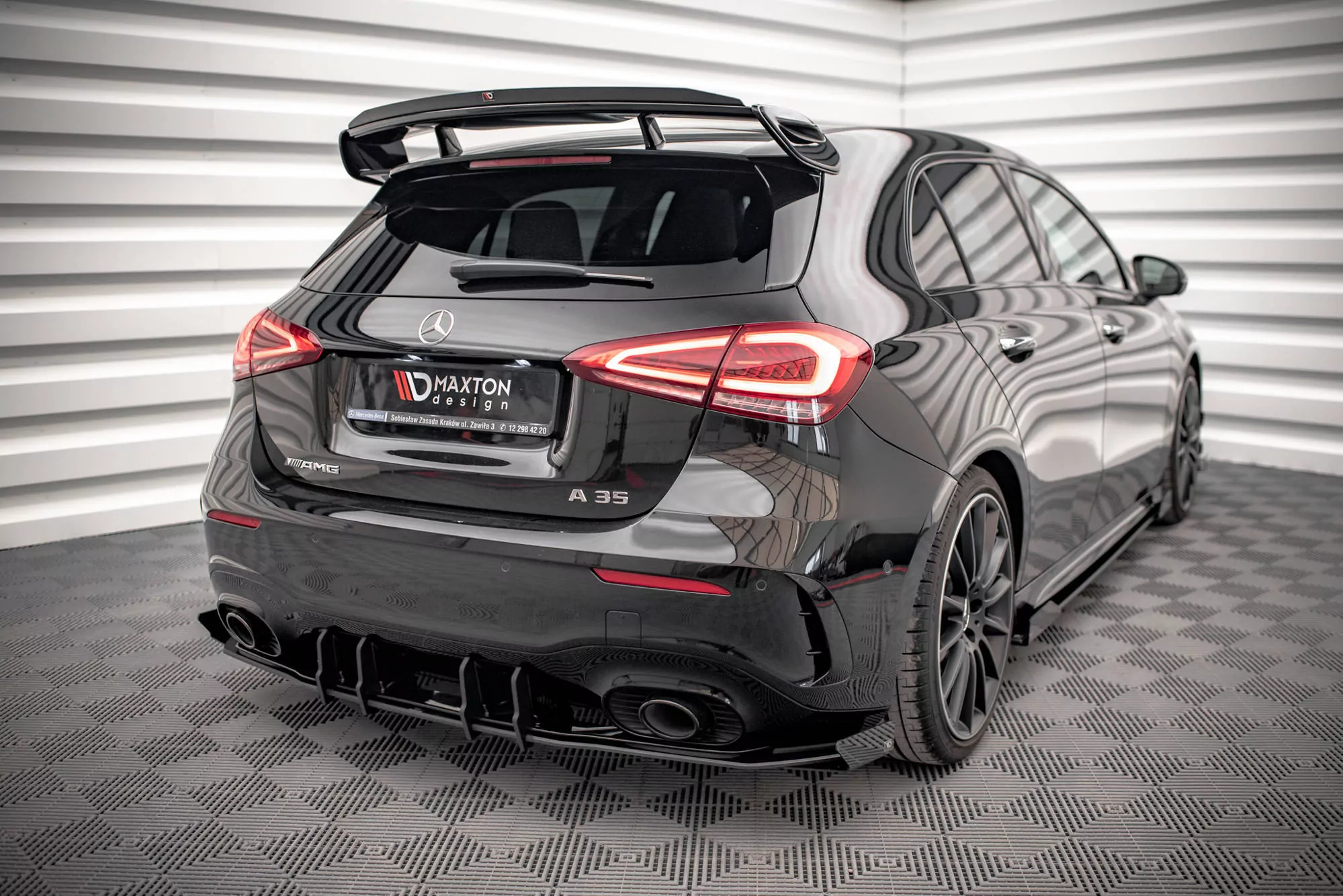 Robuste Racing Diffusor Heck Ansatz +Flaps Für Mercedes A35 AMG Hatchback Aero Pack W177 Schwarz Hochglanz