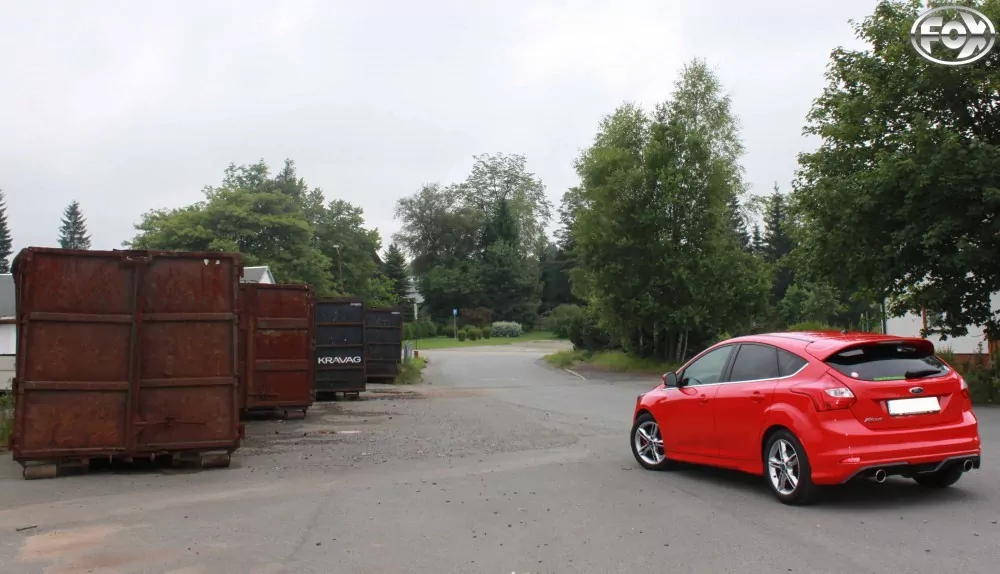 Ford Focus III S Fließheck  Endschalldämpfer Ausgang rechts/links - 1x100 Typ 16 rechts/links