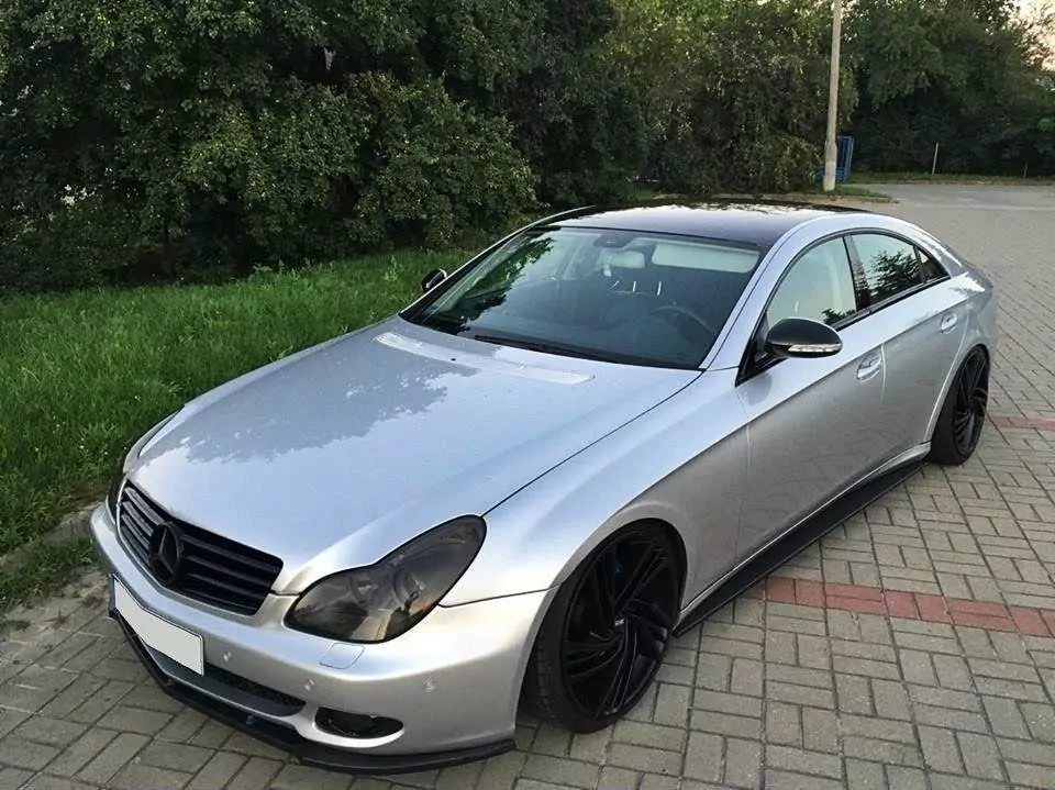 Front Ansatz Passend Für Passend Für MERCEDES CLS C219 Serie Schwarz Hochglanz Schwarz Hochglanz
