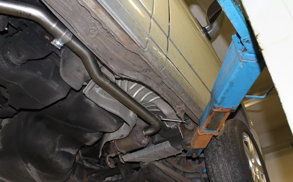 VW T4 - Bus/ Transporter/ Multivan/ Caravelle/ Pritsche  Verbindungsrohr Ø55mm TDI VSD/ Kat *- VSD/ Cat