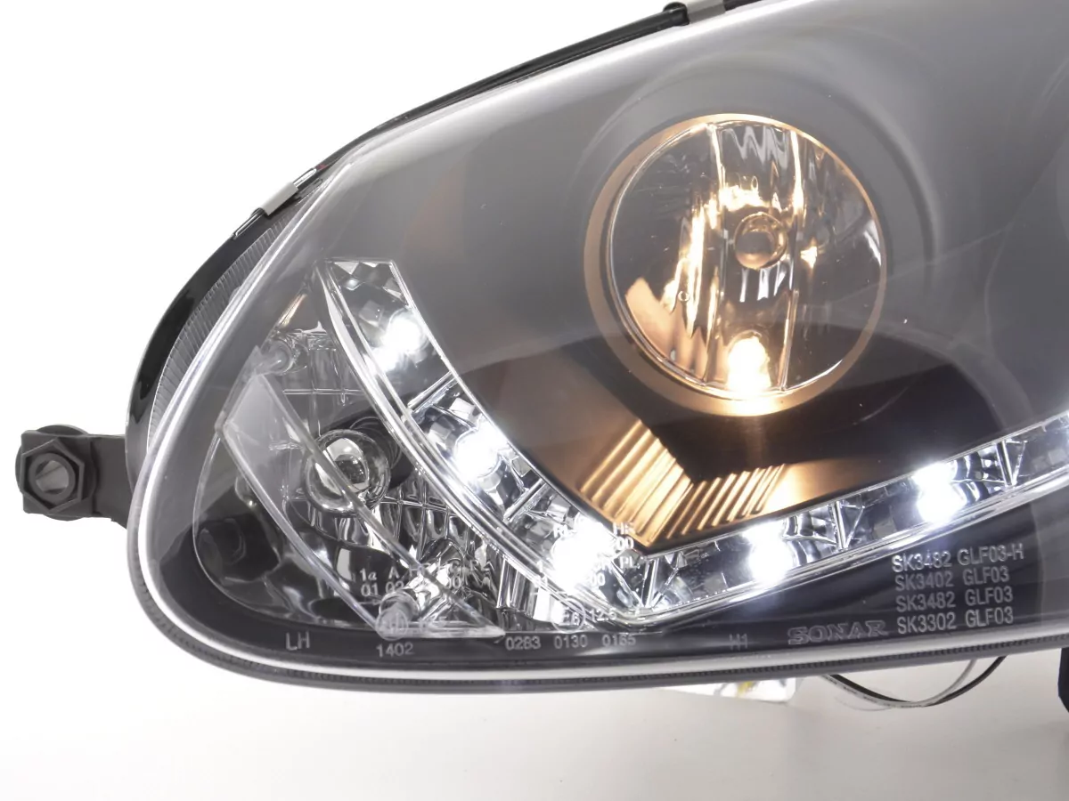 Scheinwerfer Set Daylight LED Tagfahrlicht VW Golf 5 Typ 1K Bj. 03-08 schwarz für Rechtslenker