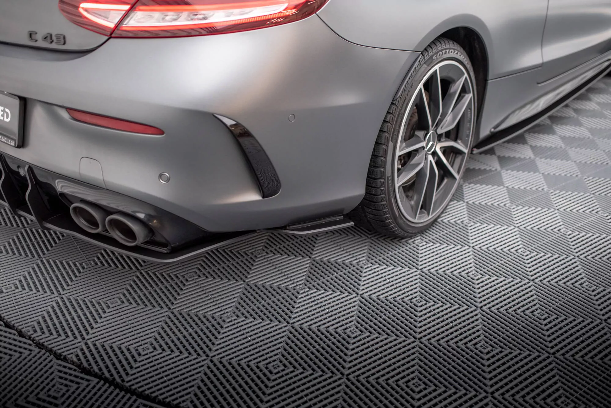 Street Pro Heck Ansatz Flaps Diffusor Für Mercedes-AMG C43 Coupe / Cabrio C205  Facelift / A205 Facelift