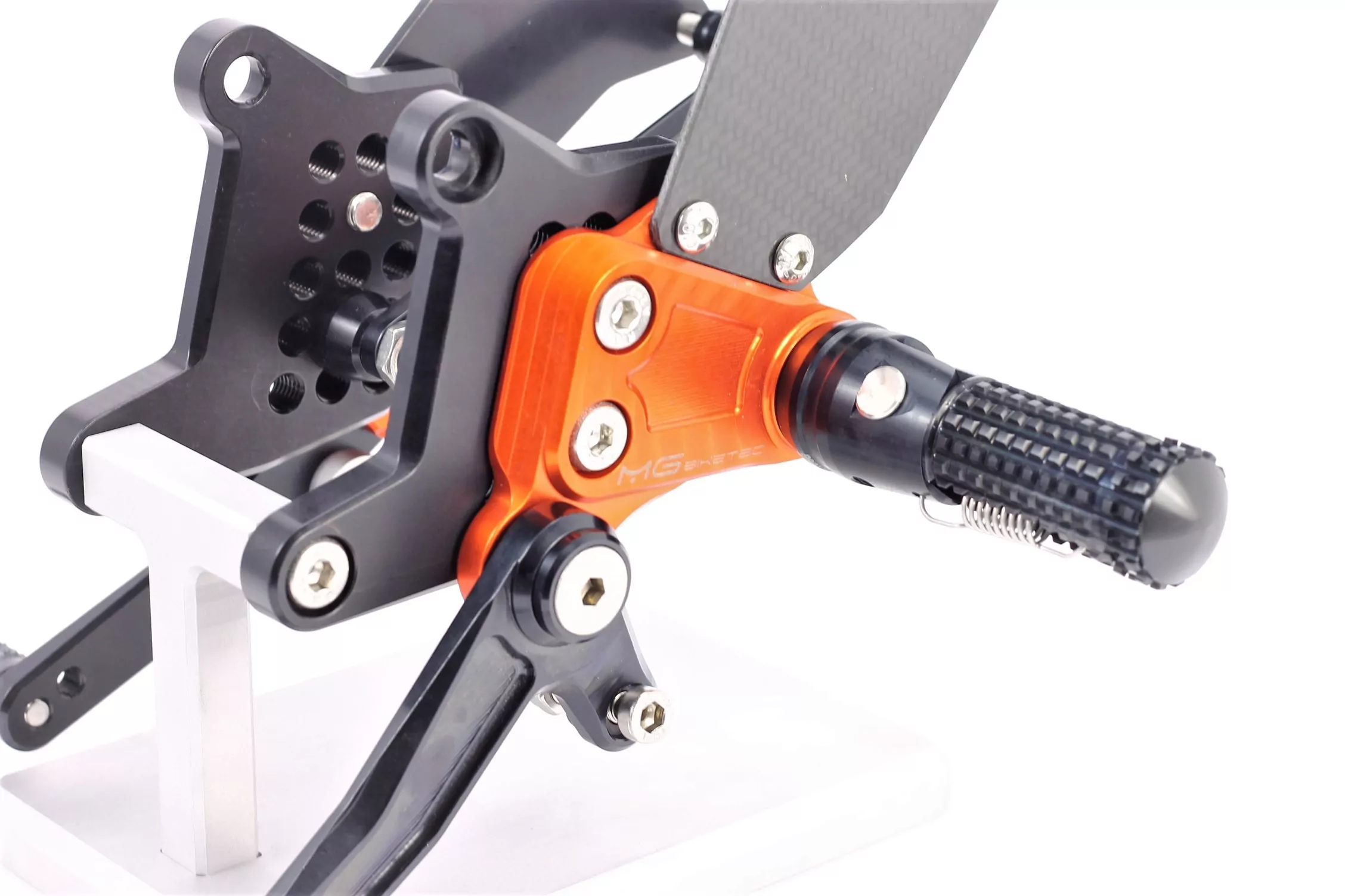 MG Biketec Sportfussrastenanlage / Rastenanlage / Fussrastenanlage mit ABE, gültig in D - A - CH für KTM 1290 Super Duke GT ab 2016-2020