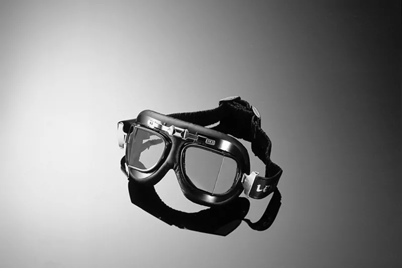 HIGHWAY HAWK Motorradbrille RED BARRON, klare, gerade Gläser