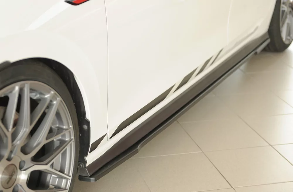 Rieger Seitenschweller links ansatz matt schwarz für VW Golf 8 GTI Clubsport 5-tür. 10.20-03.24 (bis Facelift)