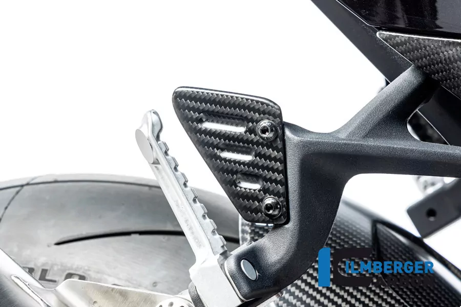 Ilmberger Carbon Fersenschutz Sozius rechts matt für Aprilia RSV4 / Tuono V4 2021-