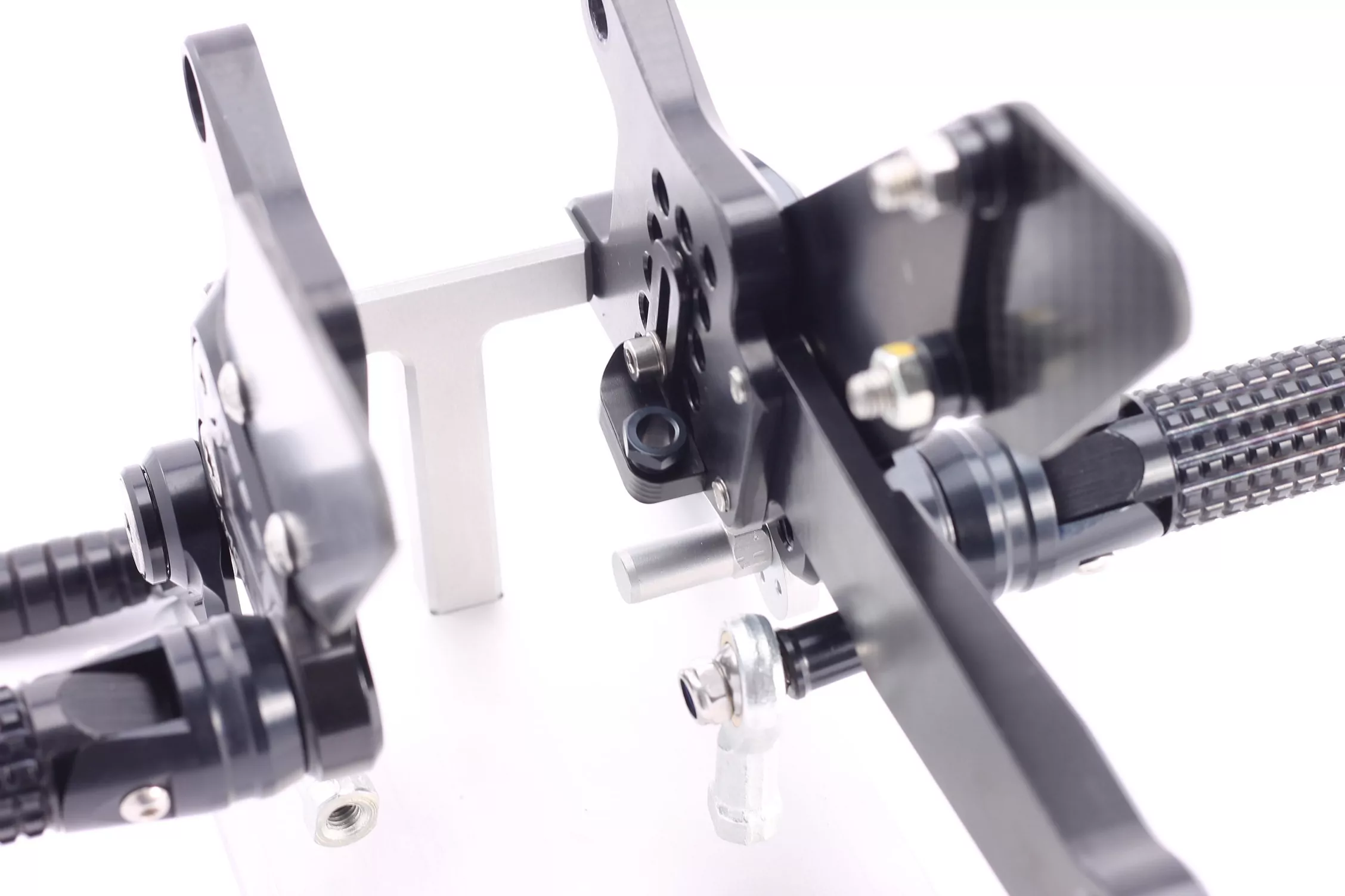 MG Biketec Sportfussrastenanlage / Rastenanlage / Fußrastenanlage mit ABE, gültig in D - A - CH für Aprilia RSV4 1000 RR ab 2017-2020